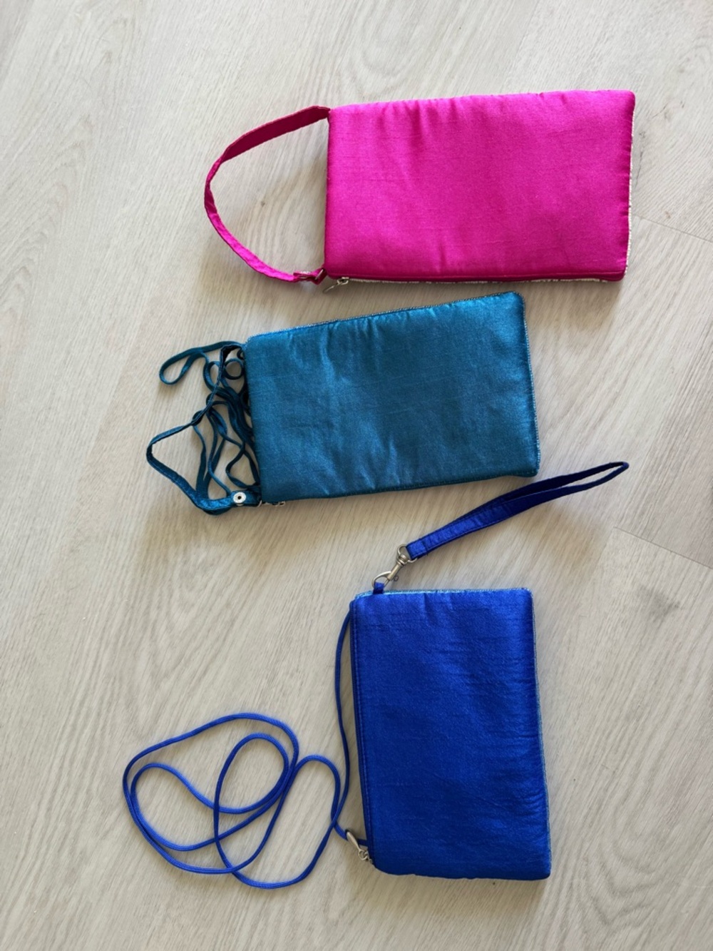 Blue Beaded Coral Motif Crossbody Bag - Women - Picture 4 of 4